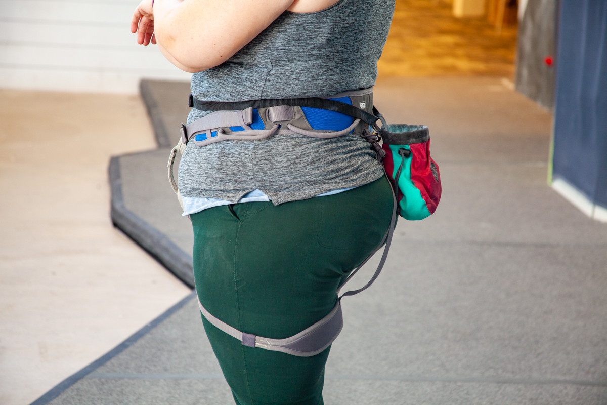 How to Fit a Climbing Harness (for Adults) WeighMyRack